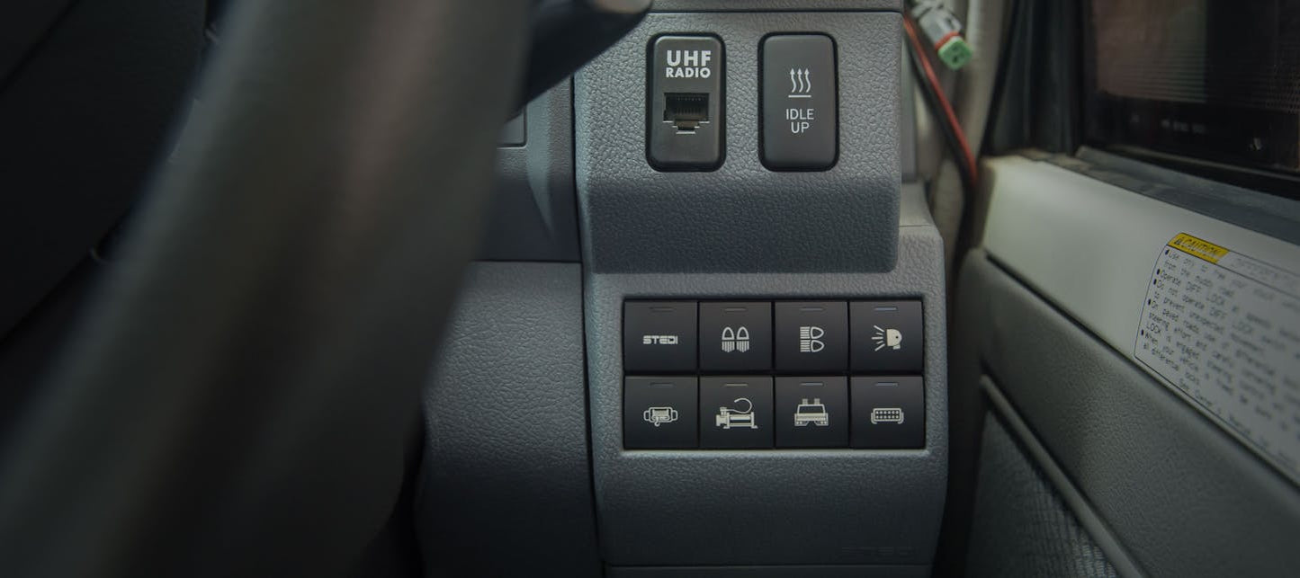 STEDI SWITCH FASCIA PANEL TO SUIT TOYOTA 70 SERIES LANDCRUISER