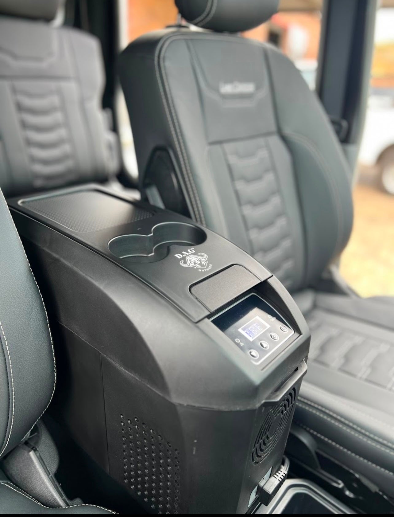 D.A.G | LANDCRUISER 79 Center 10L CONSOLE FRIDGE BRACKET DOUBLE CAB Manual