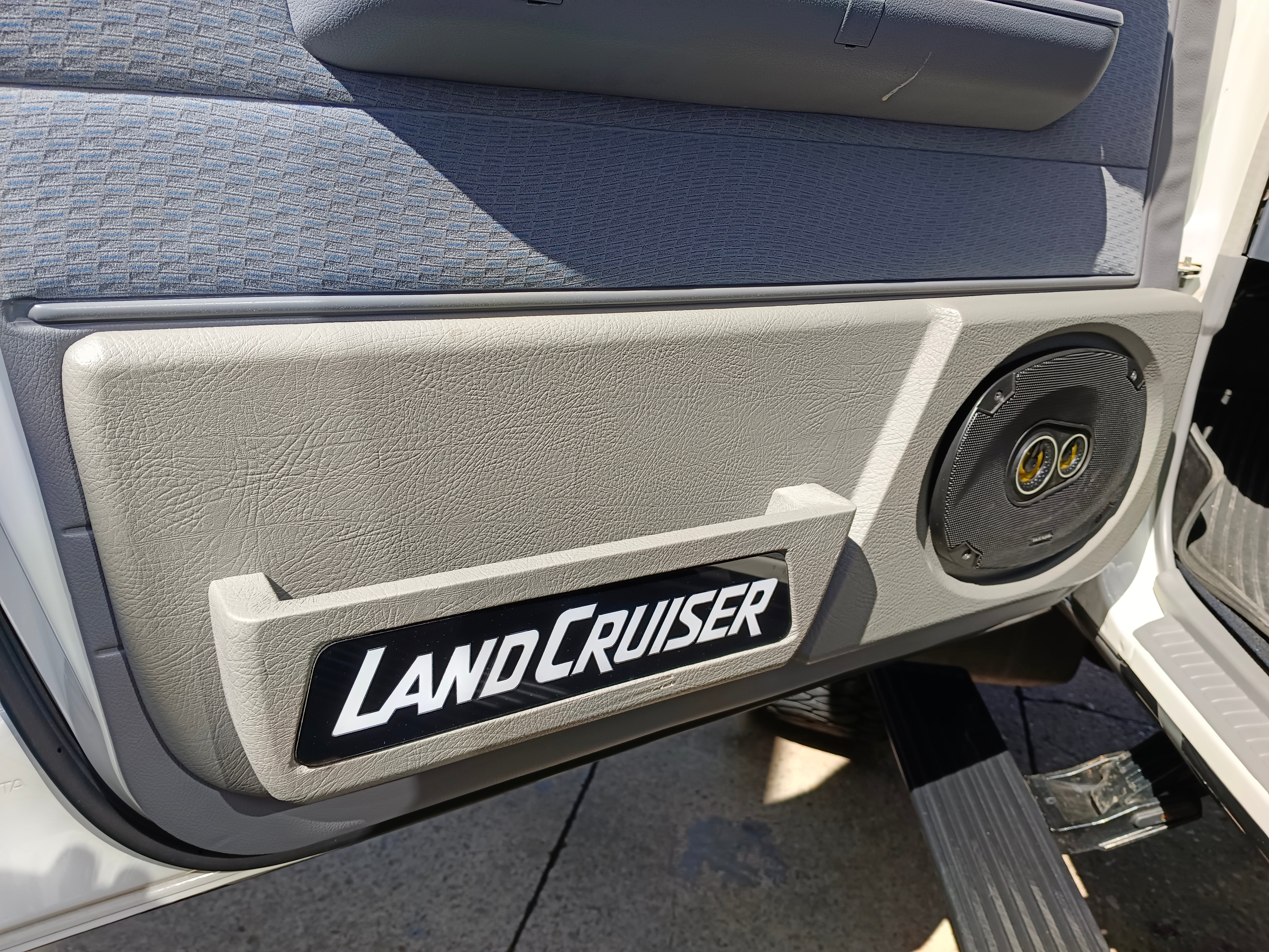 D.A.G | Land Cruiser Front Door Speaker Pannel With Pocket S/C
