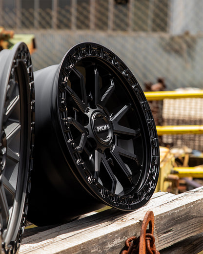 ROH Raid matt black wheel - lifestyle photo