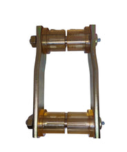 Load image into Gallery viewer, D.A.G Toyota Landcruiser 79 Series Extended Shackle Pair
